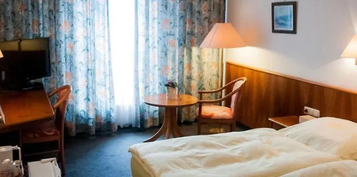 Stadt Steinbach 3* Steinbach im Taunus